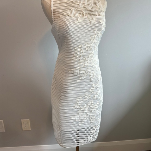 Julia Jordan, Women's White, Mesh, Floral, Sleeveless Shift dress, SZ 8 - Picture 3 of 11